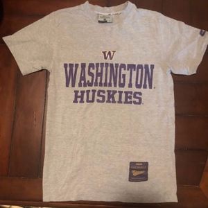 Washington huskies shirt size small